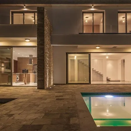Вилла Olive Grove 4 Bedroom Пафос